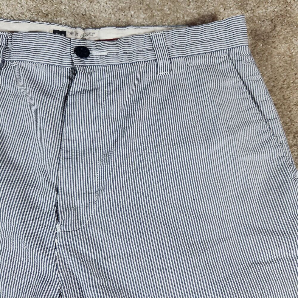 GAP Men's Clean Cut Chino Shorts Size 35 Blue Striped #401